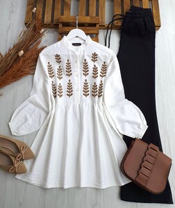 ADOS NAKIŞLI HAKİM YAKA GÖMLEK TUNİK A5-3-5413-20-BEYAZ - 