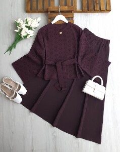 AKDN TEK DÜĞME BELİ ÖNÜ AÇIK KEMERLİ ETEKLİ TAKIM B3- 2 1723-18-MÜRDÜM - 