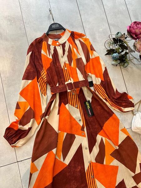 ALEH KEMERLİ DESENLİ ÖNÜ DÜĞMELİ ELBİSE D5-2306-06-KİREMİT - 1