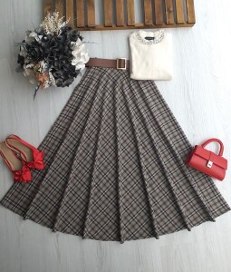 AZAW ÇİZGİLİ EKOSE DESEN DERİ KEMERLİ YANDAN FERMUARLI KİLOŞ ETEK 6096-25-VİZON - 