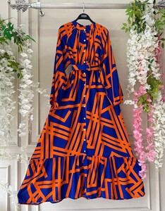 BERA KEMERLİ DESENLİ ÖNÜ DÜĞMELİ ELBİSE A9-4-2308-86-ORANJ-MAVİ - 1