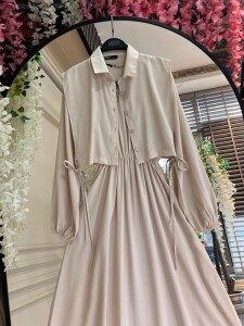 DESHI ÖNÜ DÜĞMELİ YAN BAĞLAMALI BOLEROLU ELBİSE İKİLİ TAKIM C6-2349-34-BEJ - 1