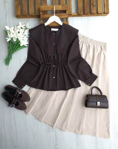 ESA BELİ LASTİKLİ VE BAĞCIKLI UZUN YAKA GÖMLEK B4-3-5699-37-KAHVE 