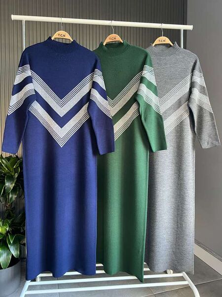 FOLE SİMLİ SİMETRİK GEÇİŞLİ TRİKO ELBİSE A9-3-8129-27-ZÜMRÜT - 1