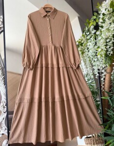 GİBEL GÖMLEK YAKA YARIM DÜĞMELİ KAT KAT SALAŞ ELBİSE B2-4-2409-48-BİSKÜVİ - 