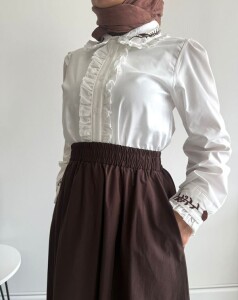 GUVDA YAKA VE KOL NAKIŞLI FIRFIR DETAYLI GÖMLEK B2-6-5716-20-BEYAZ - 