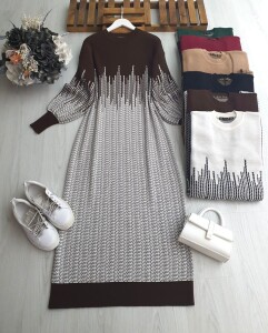 GUZHE TAŞLI RİTİM DESENLİ TRİKO ELBİSE 8135-37-KAHVE - 1