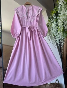HİGSA ÇİFT KAT BEBE YAKA POPLİN ELBİSE 2402-47-PEMBE - 