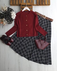 HUCDE SİMLİ ÖNÜ DÜĞMELİ ELİT İPLİK HIRKA 8164-04-BORDO - 