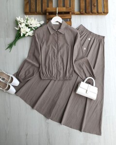 KALBES ÖNÜ FERMUARLI ETEK SÜS DÜĞMELİ İKİLİ TAKIM B3-2-1712-25-VİZON - 