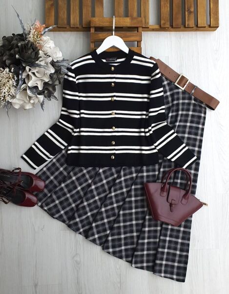 KAVH ÇİZGİLİ DÜĞMELİ TRİKO HIRKA 8193-01-SİYAH - 1