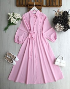 LANDE BOYDAN YAN BAĞLAMA PARÇALI YARIM DÜĞMELİ ELBİSE 2419-05-PUDRA - 1