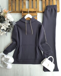 LOGLA OMUZDAN KOLA ŞERİTLİ ÜÇ İPLİK TAKIM B10-2-1697-58-FÜME - 