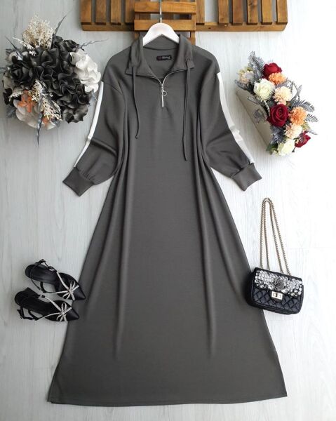 LUN KOLU ŞERİTLİ YARIM FERMUARLI BAĞCIKLI RAHAT KALIP ELBİSE B8-4-2414-58-FÜME - 1