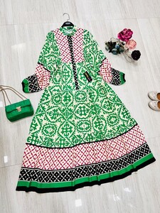 NOVE DESENLİ YARIM DÜĞMELİ HAKİM YAKA SALAŞ ELBİSE A10-1-2276-07-YEŞİL - 