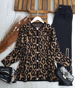NULAH TOP DÜĞMELİ LEOPAR TRİKO HIRKA B4-1-8128-37-KAHVE - 