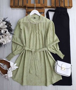 OLANE GİPE KOL TAŞ BİYELİ GENİŞ YAKA DESENLİ ÇİLEK TUNİK C9-5507-08-MİNT - 