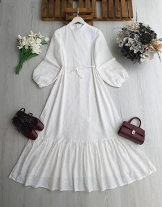 ONLS HAKİM YAKA ALTI FIRFIRLI ASTARLI BRODE ELBİSE B6-3-2420-20-BEYAZ - 