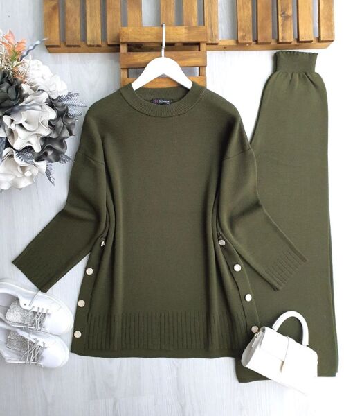 PELGAN YANLARI DÜĞMELİ TRİKO TAKIM B10-3-8176-09-HAKİ - 1