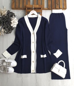 PUGSE ÖNÜ DÜĞMELİ SÜS CEPLİ TRİKO TAKIM 8156-12-LACİVERT - 