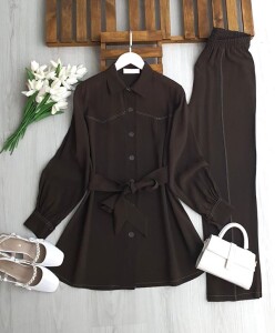 PUMSE DİKİŞ DETAYLI BELİ KEMERLİ TAKIM 1727-37-KAHVE - 1