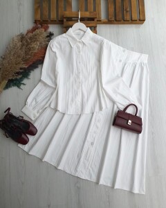 RÜZGA ETEK ÖNÜ DÜĞMELİ NUBUK CUPRA İKİLİ TAKIM B3-4-1711-20-BEYAZ - 1