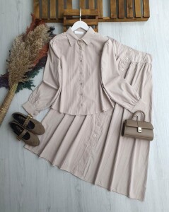 RÜZGA ETEK ÖNÜ DÜĞMELİ NUBUK CUPRA İKİLİ TAKIM B3-4-1711-34-BEJ - 1