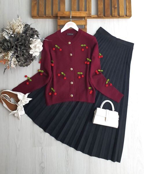 SALDE KİRAZLI ÖNÜ DÜĞMELİ YUMOŞ HIRKA 8161-04-BORDO - 1
