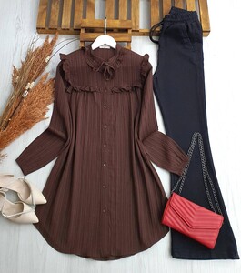 SERDA YAKA BAĞCIKLI FIRFIRLI TUNİK B2-1-5422-37-KAHVE - 