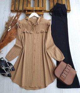 SERDA YAKA BAĞCIKLI FIRFIRLI TUNİK B2-1-5422-48-BİSKÜVİ - 