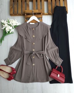 ULBIS BEBE YAKA ÇEŞİTLİ DÜĞMELİ KEMERLİ DİAGONAL CUPRA TUNİK KAP B2-1-5694-25-VİZON - 