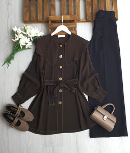 ULBIS BEBE YAKA ÇEŞİTLİ DÜĞMELİ KEMERLİ DİAGONAL CUPRA TUNİK KAP B2-1-5694-37-KAHVE - 1