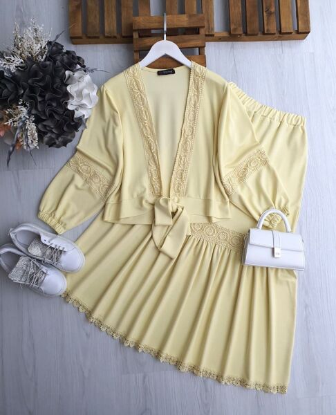 VUE ÖNÜ BAĞLAMALI DANTEL GEÇİŞLİ ETEKLİ İKİLİ TAKIM 1670-23-SARI - 1